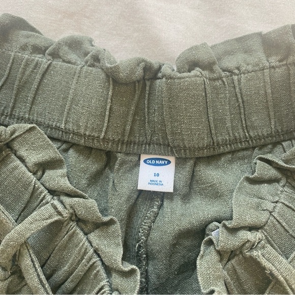 Old Navy Green Tie Shorts - Picture 3 of 3